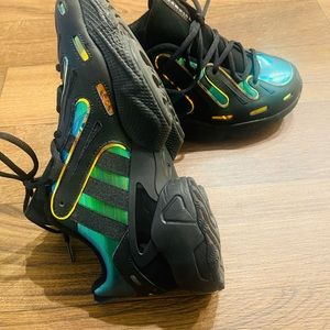 Adidas sneakers Size 8,5